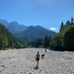 Sobe V Gozdu * Gozd Martuljek