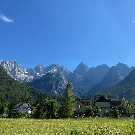 Sobe V Gozdu Holiday home Gozd Martuljek