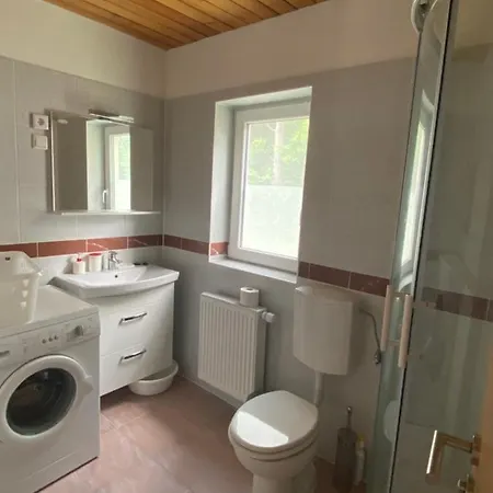 Feriehus Sobe V Gozdu Gozd Martuljek